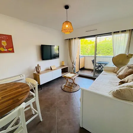 Cozy Proche De La Apartment *